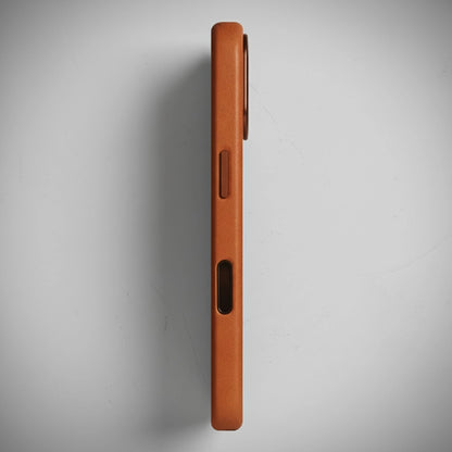 iphone 17 leather Case side view
